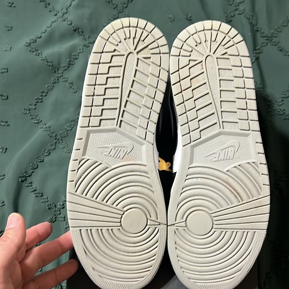 Jordan 1  Low - Size 15 
LT smoke grey /Black/White  color combo. - Picture 9 of 12